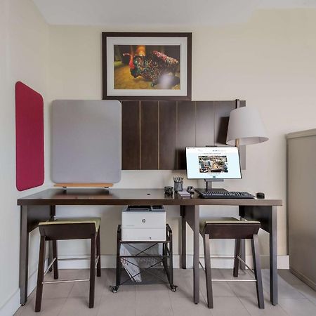 Hilton Garden Inn Oklahoma City Midtown Екстер'єр фото